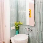 Daire Round House